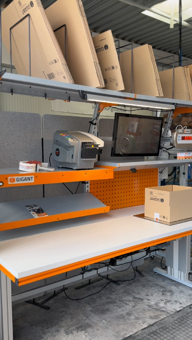 Arbeitsmittel in greifbarer Hoehe